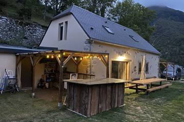 Gîte pour 10 personnes à Sarrancolin