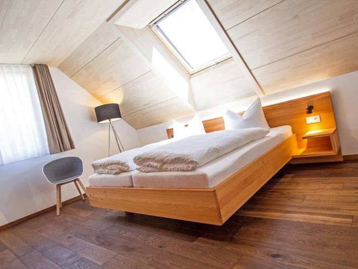 Hotel für 2 Personen, mit Balkon und Terrasse sowie Garten in Stühlingen