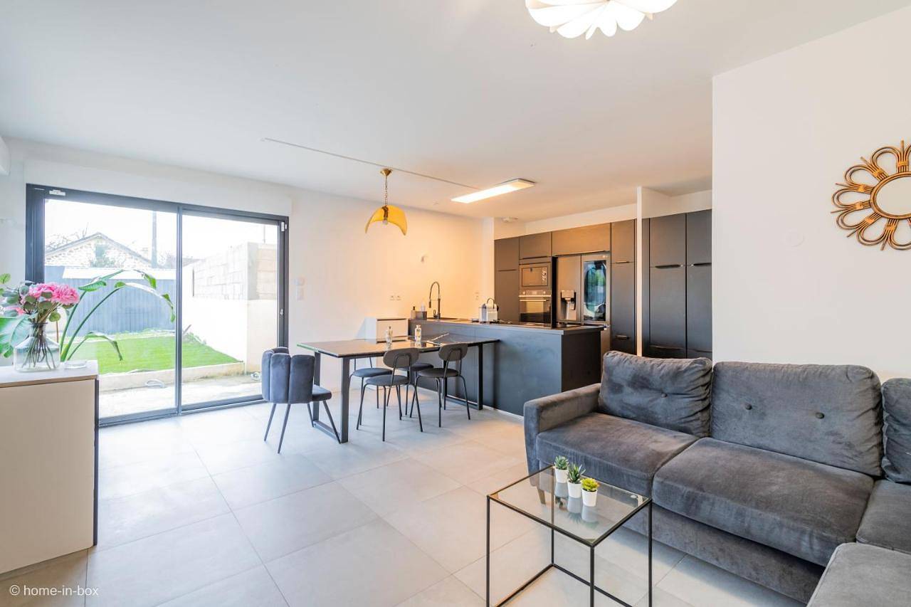 Maison Design 2 Ch proche Cdg, Paris in Tremblay-en-France, Seine-Saint-Denis