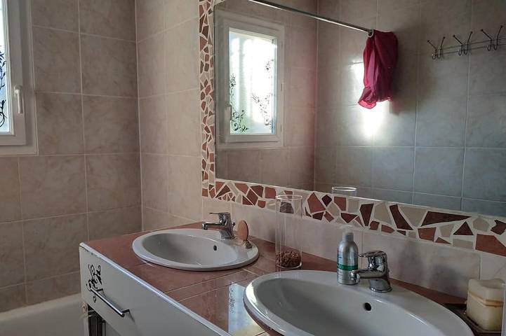 Location de vacances pour 6 personnes, avec jacuzzi et jardin à Velaux - 3