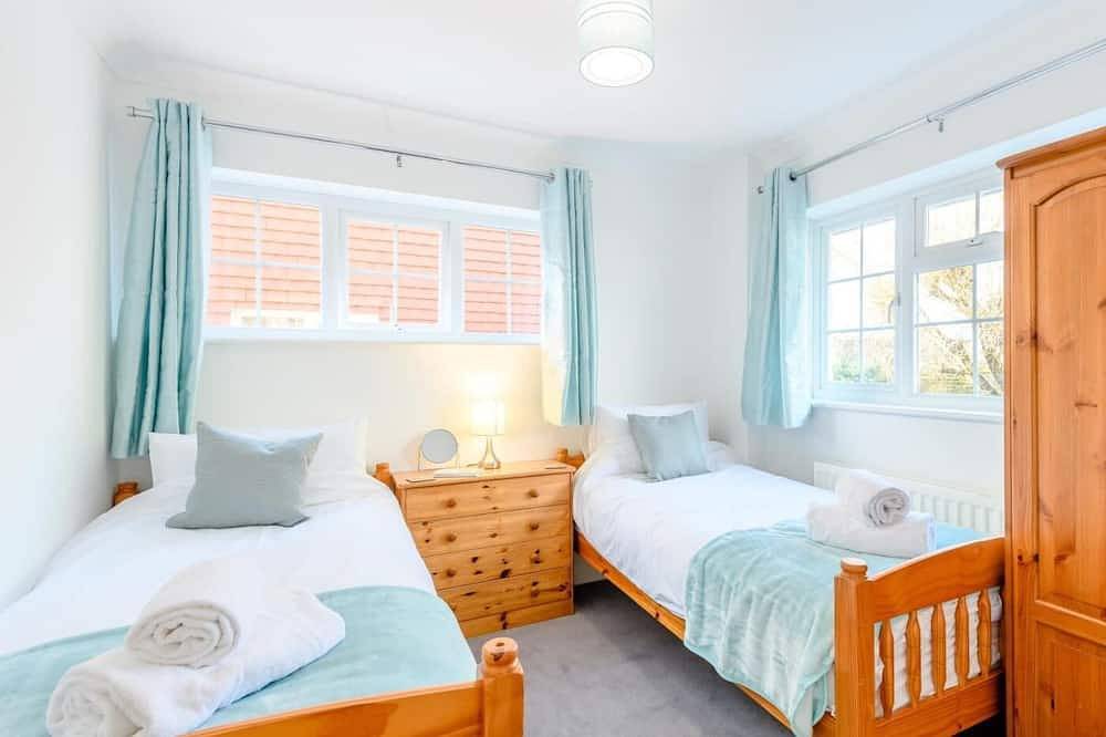 4 Bed in Brockenhurst in Brockenhurst, Hampshire