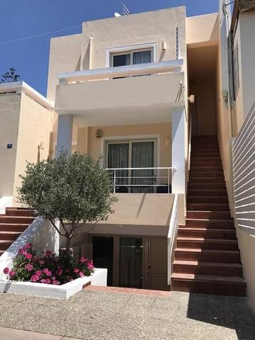 Maison d’hôte pour 2 personnes, avec jardin ainsi que vue et piscine à Réthymnon