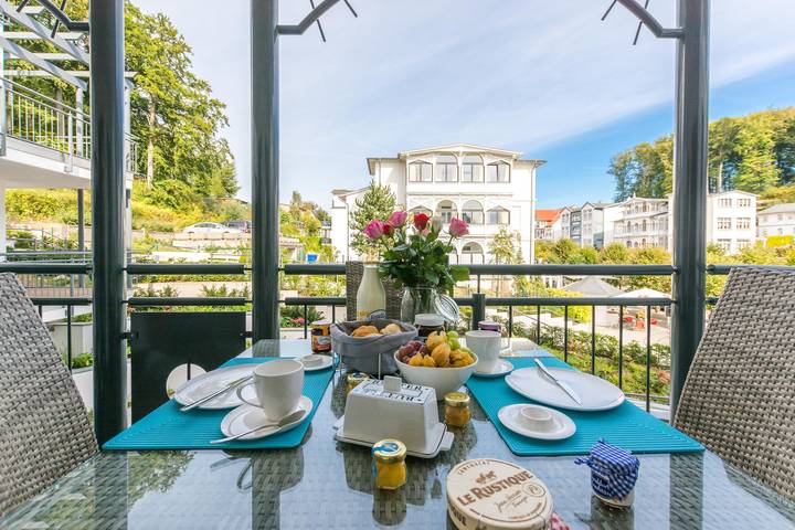 Ganze Wohnung, Villa Louisa Ozeana Sellin mit Sauna im Haus in Sellin, Rügen