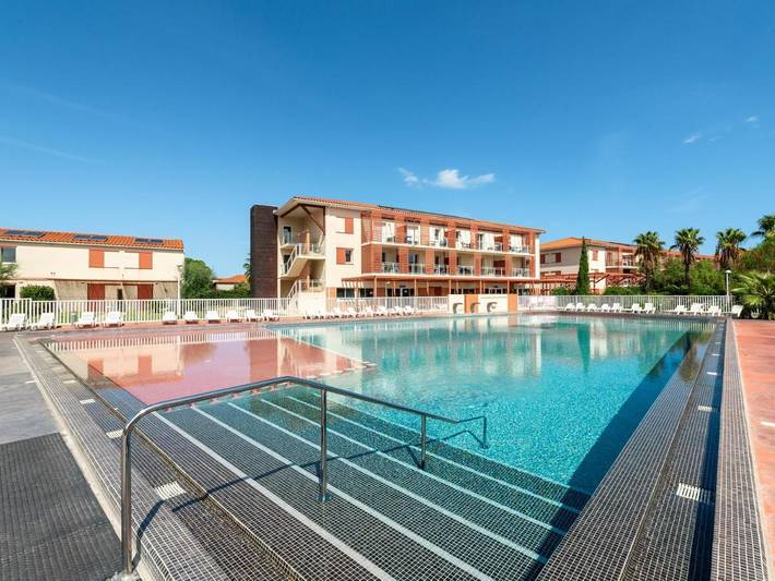Appart’hôtel pour 6 personnes, avec piscine et terrasse