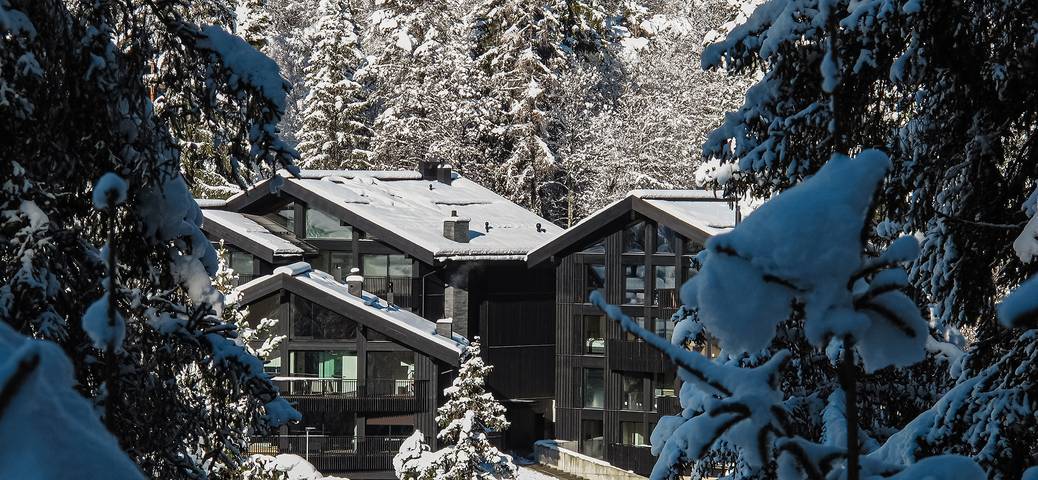 Hütte für 2 Personen, mit Balkon und Whirlpool sowie Sauna in Laax