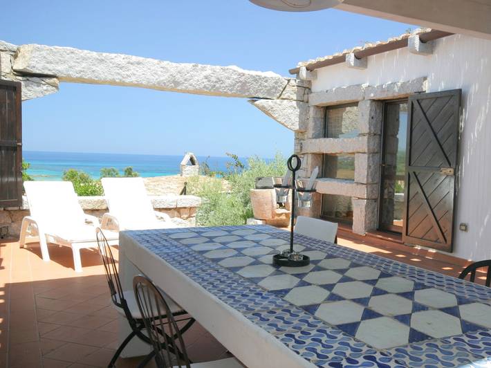 Villa 'Casa 20' con vista mare, terrazza privata e aria condizionata in Castel Sant'Elmo, Castiadas