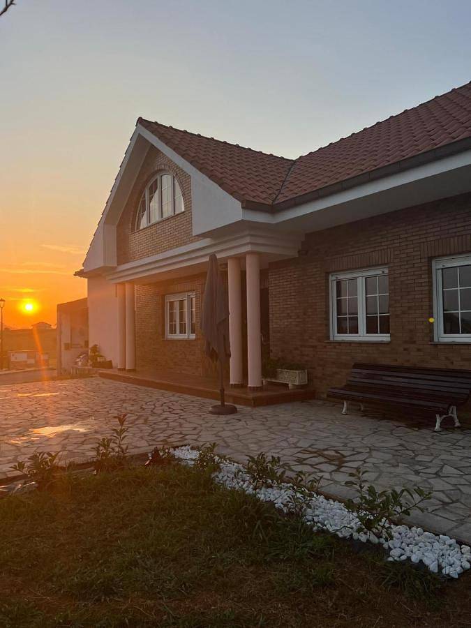 Casa rural para 8 personas, con Terraza además de Jardín y Vistas en Mogro - 4
