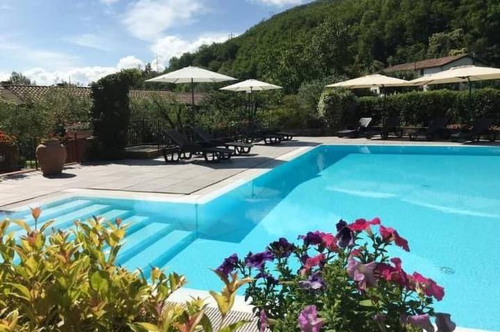 Ferienhaus für 2 Personen, mit Pool und Garten