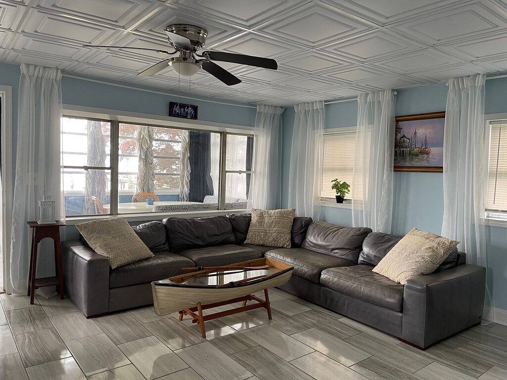 Sailor's Sunrise Cottage - Chesapeake Bay in Chesapeake Bay