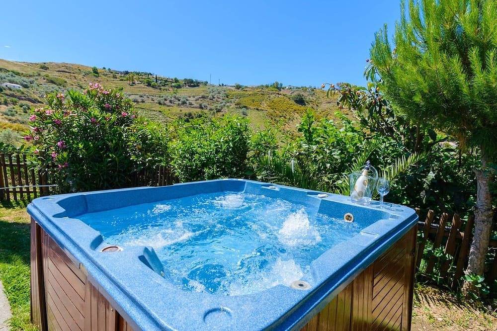 Casa vacanza a Cómpeta a partire da 344€ a notte
