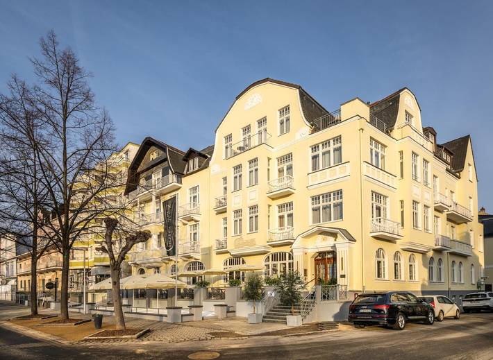Hotel für 3 Personen, mit Balkon und Terrasse sowie Sauna in Bad Neuenahr - 2