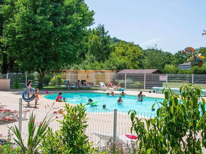 Flower Camping Saint Lambert - Tente en toile et en bois 4 personnes - Wood Lodge Premium Spa in Millau, Parc naturel régional des Grands Causses