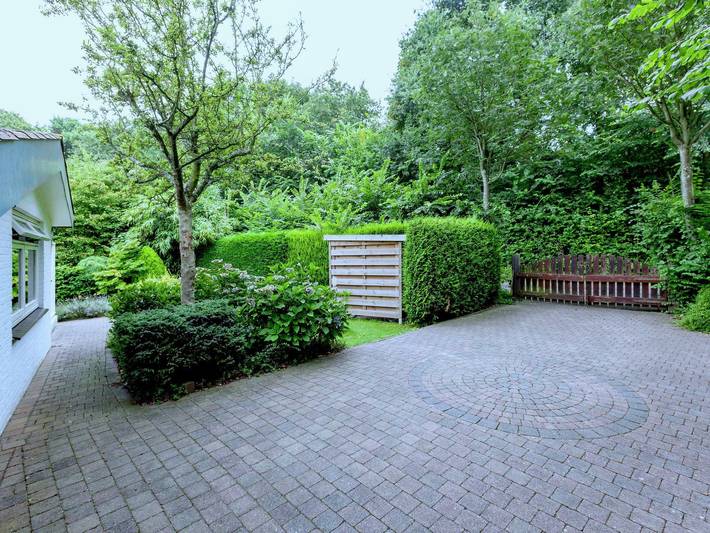 Strandhaus für 5 Personen, mit Balkon/Terrasse und Terrasse sowie Garten in Renesse