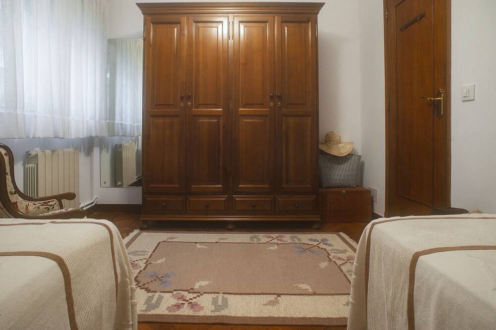 Entire apartment, Vigo Green in Vigo, Rías Baixas