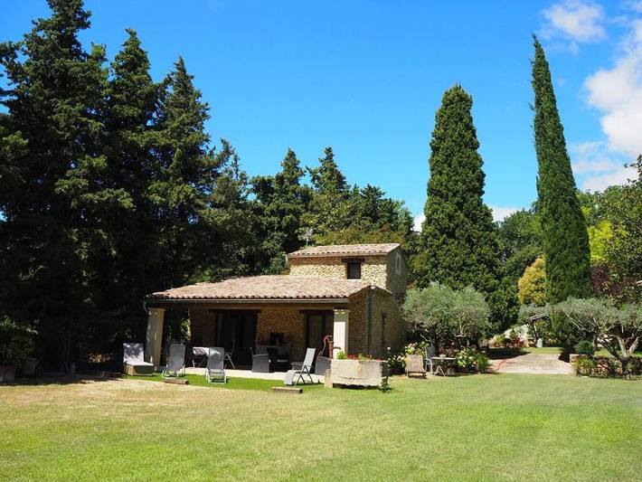 Maison de vacances pour 4 personnes, avec terrasse et jardin, animaux acceptés