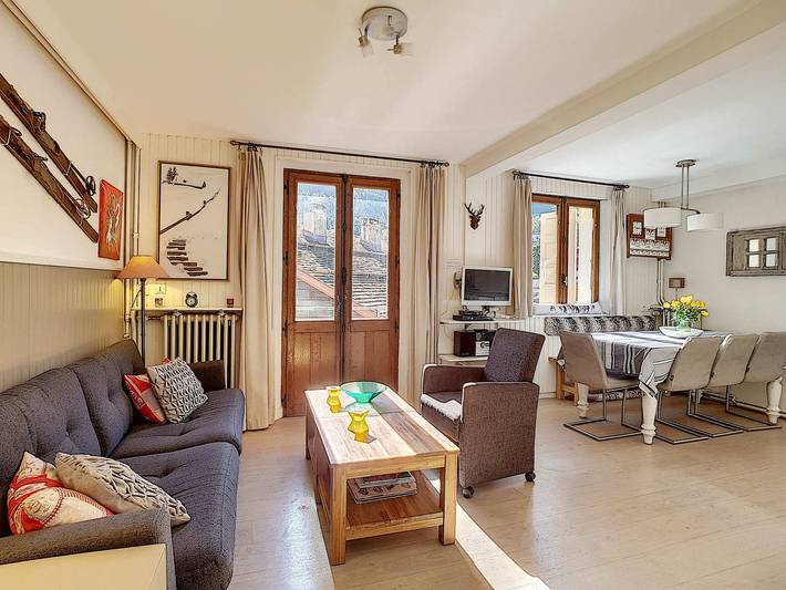 Gîte pour 7 personnes, avec balcon dans Office De Tourisme De La Clusaz