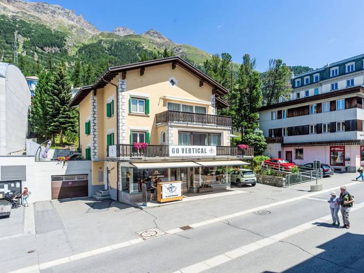 Ferienwohnung für 2 Personen, mit Garten und Terrasse in Pontresina - 2