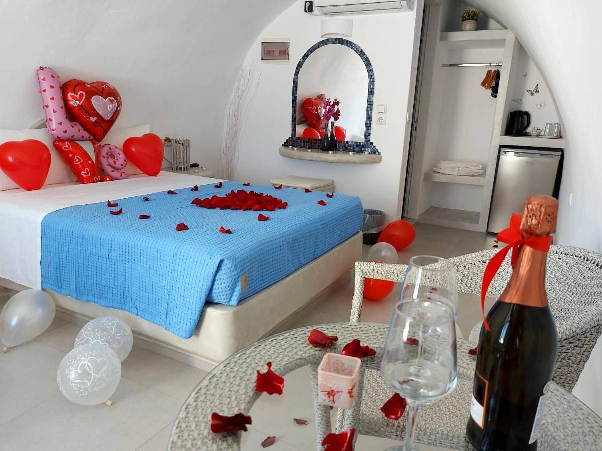 Sofi Rooms in Thera, Santorin