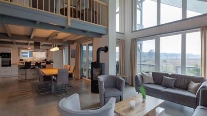 Ferienhaus für 8 Personen, mit Sauna und Whirlpool sowie Garten, mit Haustier in Mirow