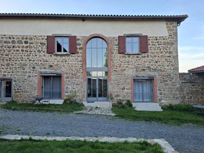 Gîte pour 4 personnes, avec Terrasse et Jardin