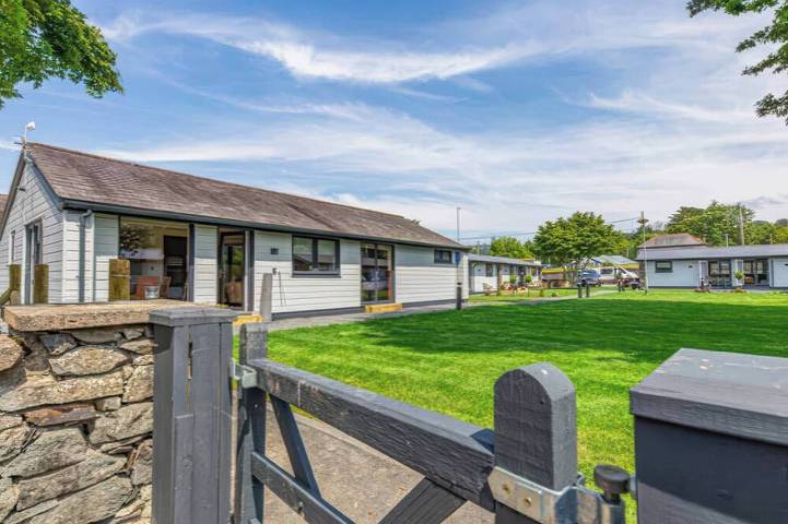 Cottage for 4 people, with hot tub, with pets in Llanrwst