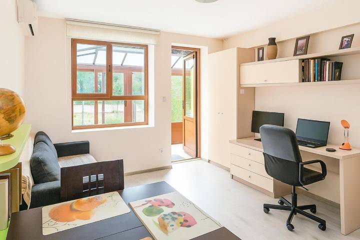 Apartament wakacyjny dla 4 osób, z taras i basen oraz widok i basen dla dzieci w Złote Piaski