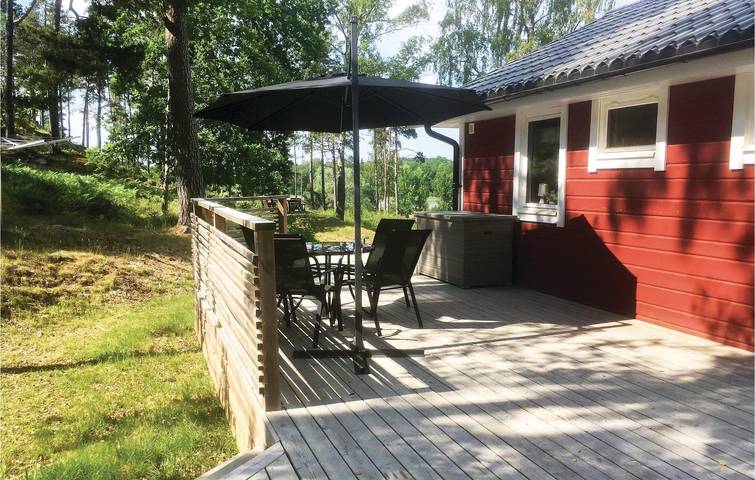 Ferienhaus für 6 Personen, mit Terrasse und Garten in Södermanland - 2