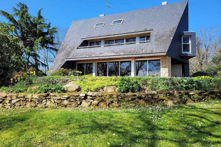 Location de vacances pour 6 personnes, avec jardin et terrasse, animaux acceptés dans Port D Arradon