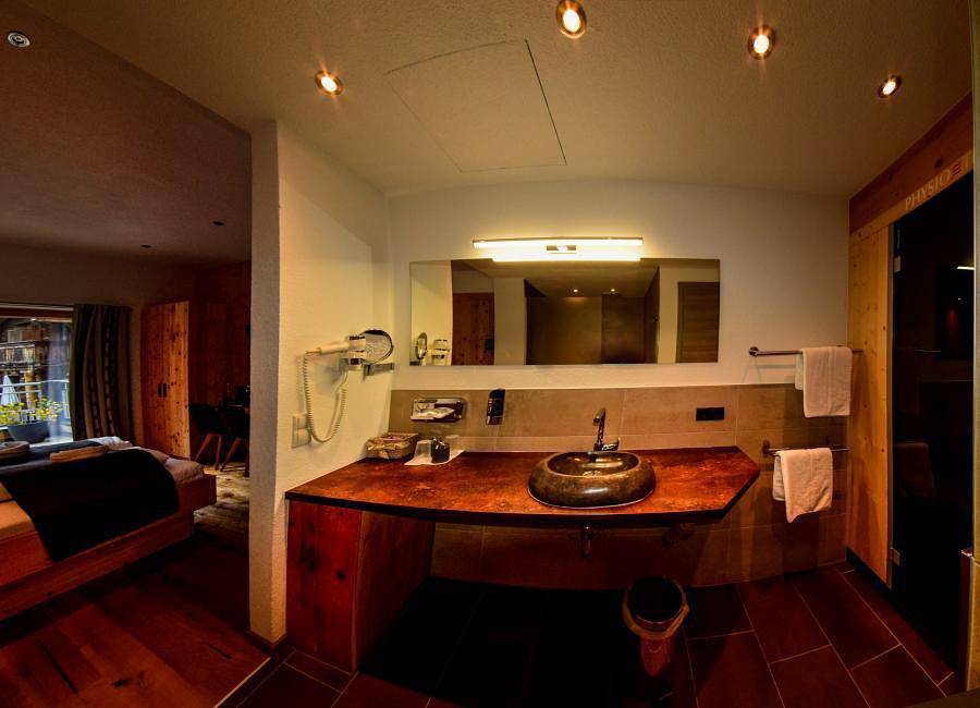 Ganze Ferienwohnung, Doppelzimmer "Deluxe" in Sautens, Ötztal