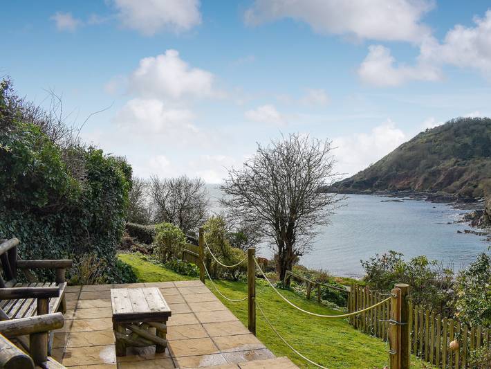 Holiday rental for 3 people, with garden in Polperro