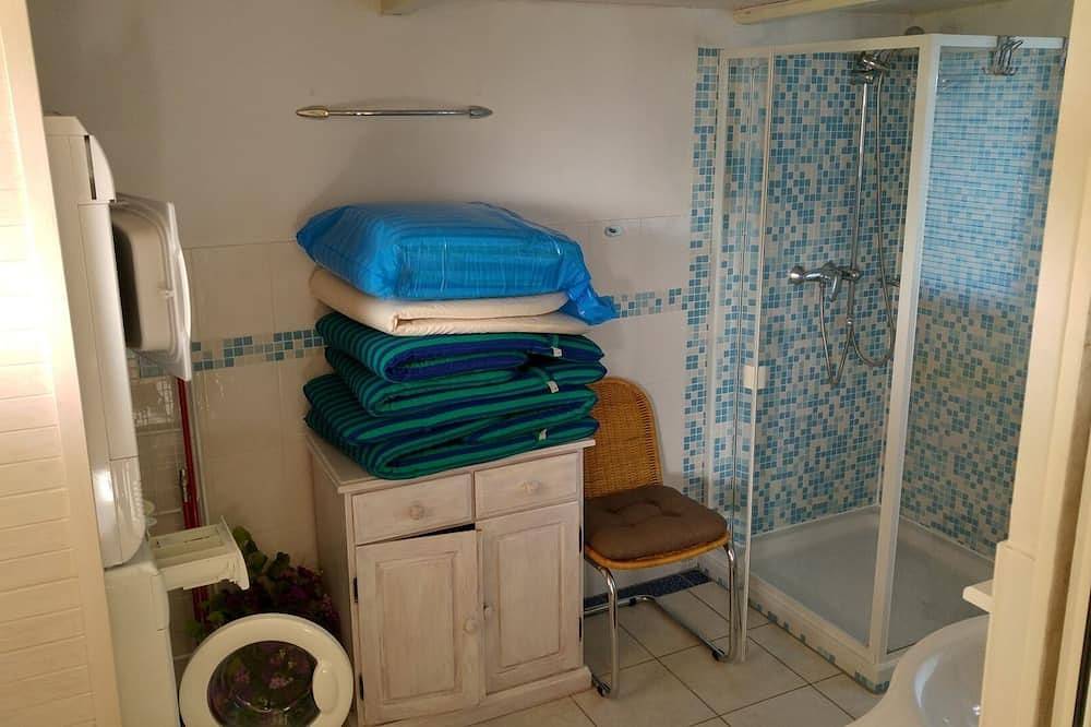 Mooie vrijstaande vakantiewoning met zonnige ligging en weids uitzicht, foto 6