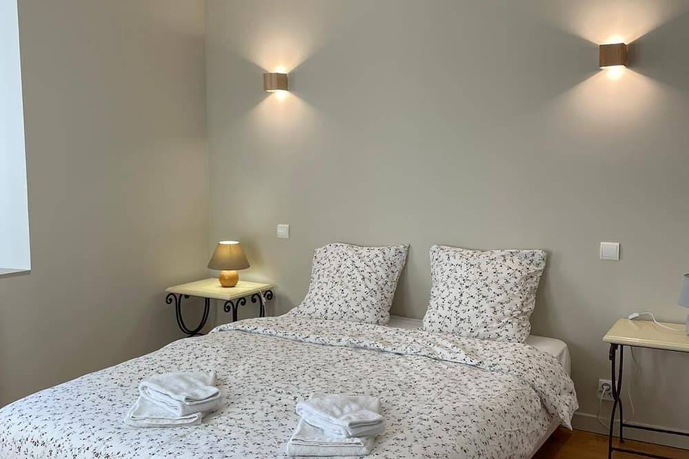 Casa-Vista al campo-Baño privado con bañera in Sarrians, Vaucluse