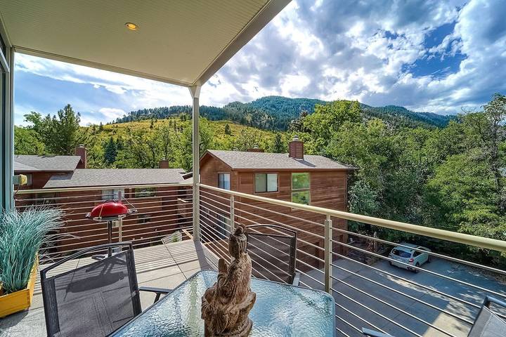 Vacation rental for 4 people, with balcony in Boulder