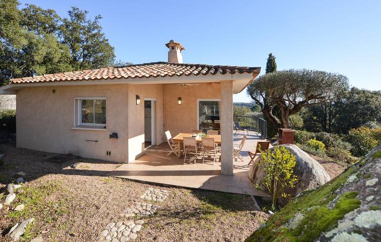 Ferienhaus für 8 Personen, mit Terrasse und Garten sowie Pool in Porto-Vecchio - 2