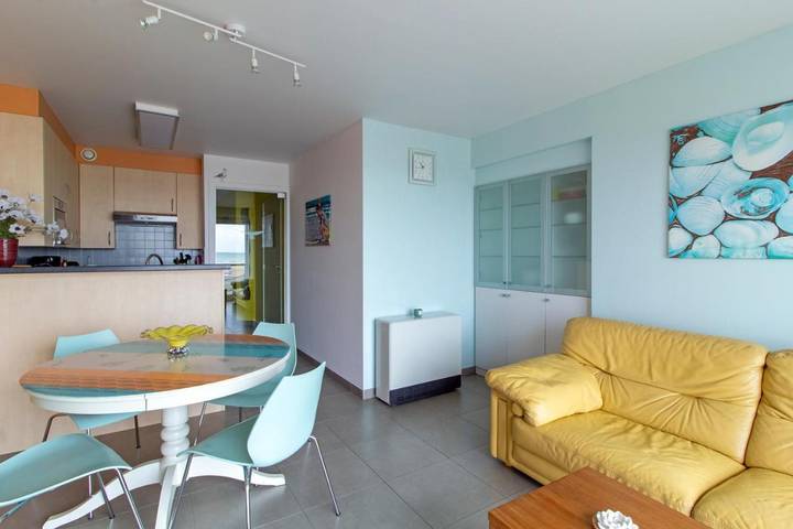 Gîte pour 4 personnes, avec vue et terrasse dans Plage du Perroquet - 2