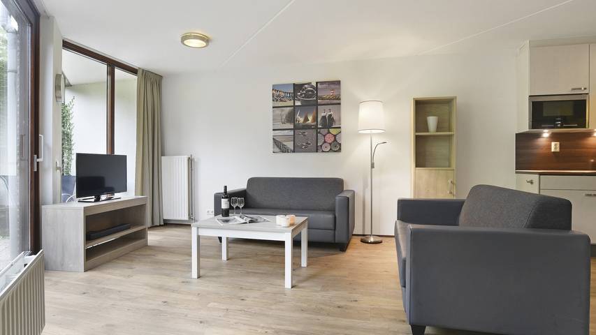 Ferienhaus für 4 Personen, mit Balkon/Terrasse und Balkon sowie Garten in Brouwershaven - 4