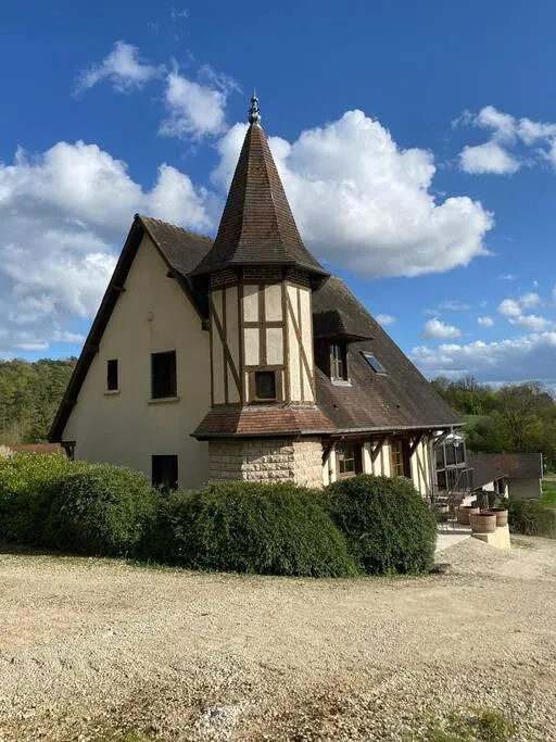 Casa de vacaciones para 10 personas, con terraza además de vistas y jardín - 1
