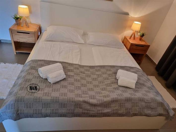 Apartament wakacyjny dla 2 osób, z Widok na ocean i Taras oraz Ogród i Widok w Portoroz