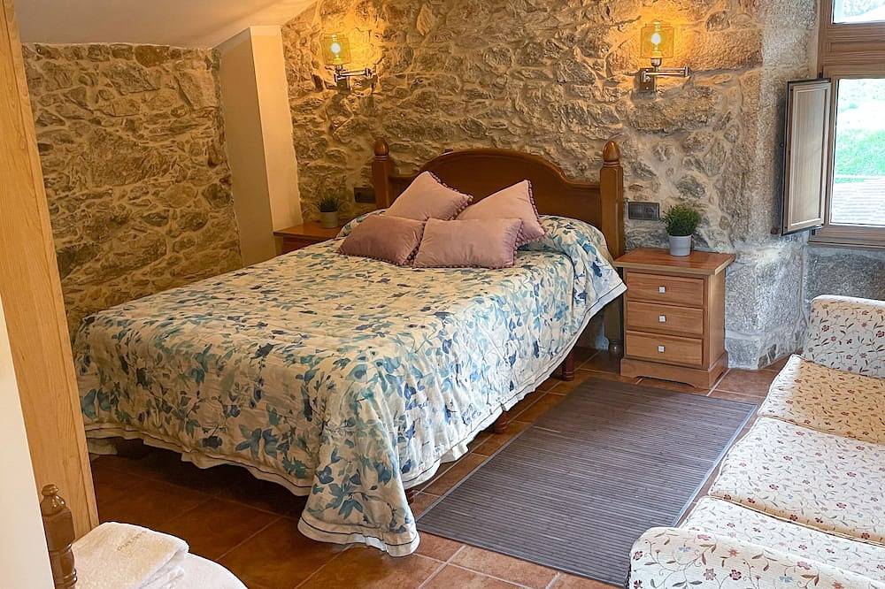 Vila Castriño Vacation Home in Las Rias Baixas for rent in Taragoña, Rianxo