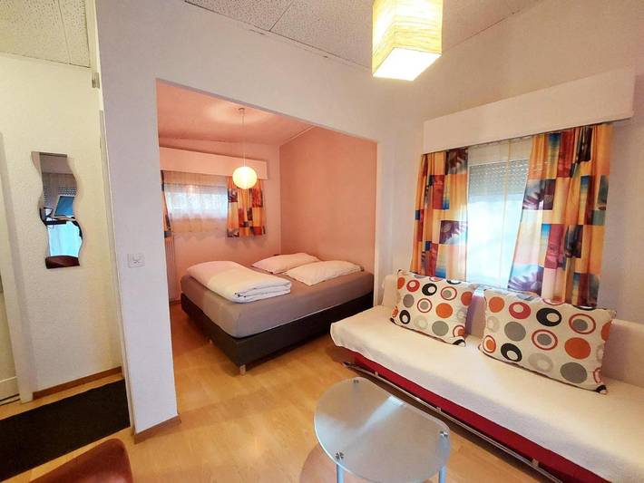 Hotel für 3 Personen, mit Garten und Ausblick in der Schweiz - 4