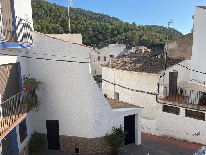 Casa rural para 4 personas, con Balcón además de Terraza y Vistas en Parc Natural de la Serra d'Espadà - 2