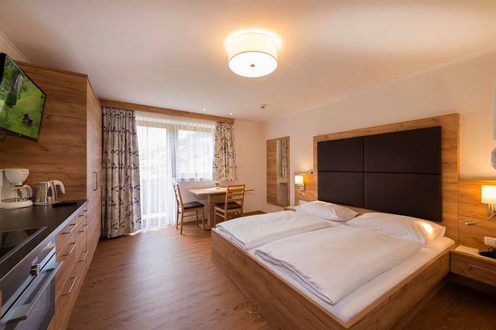 Ferienwohnung für 2 Personen, mit Balkon und Terrasse sowie Garten und Sauna in Großarl - 4