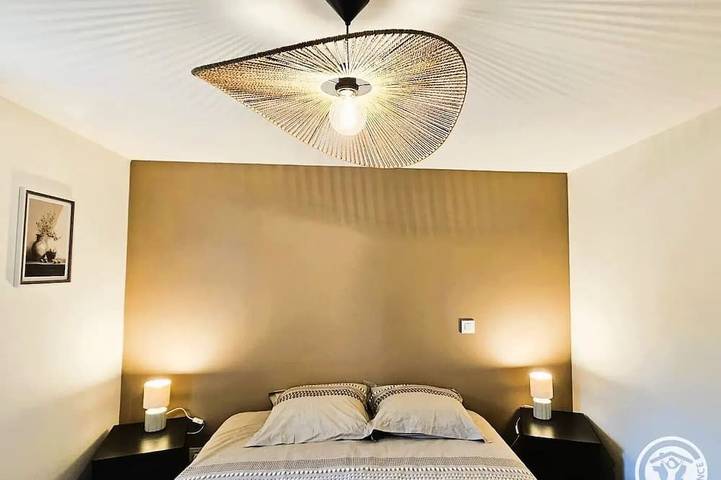 Location de vacances pour 6 personnes, avec Terrasse à Marcillac-la-Croze - 2