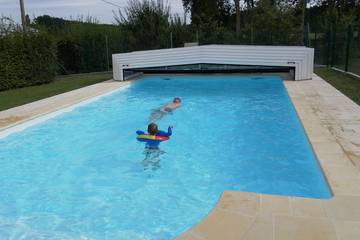 Gîte pour 2 personnes, avec piscine et jardin dans Centre-Val de Loire