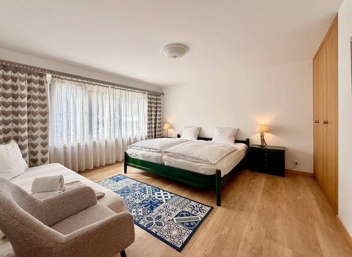 Ganze Ferienwohnung, Casa Zappaterra - 3.5 Zimmerwohnung - nahe Bergbahnen Laax in Laax GR 2, Laax