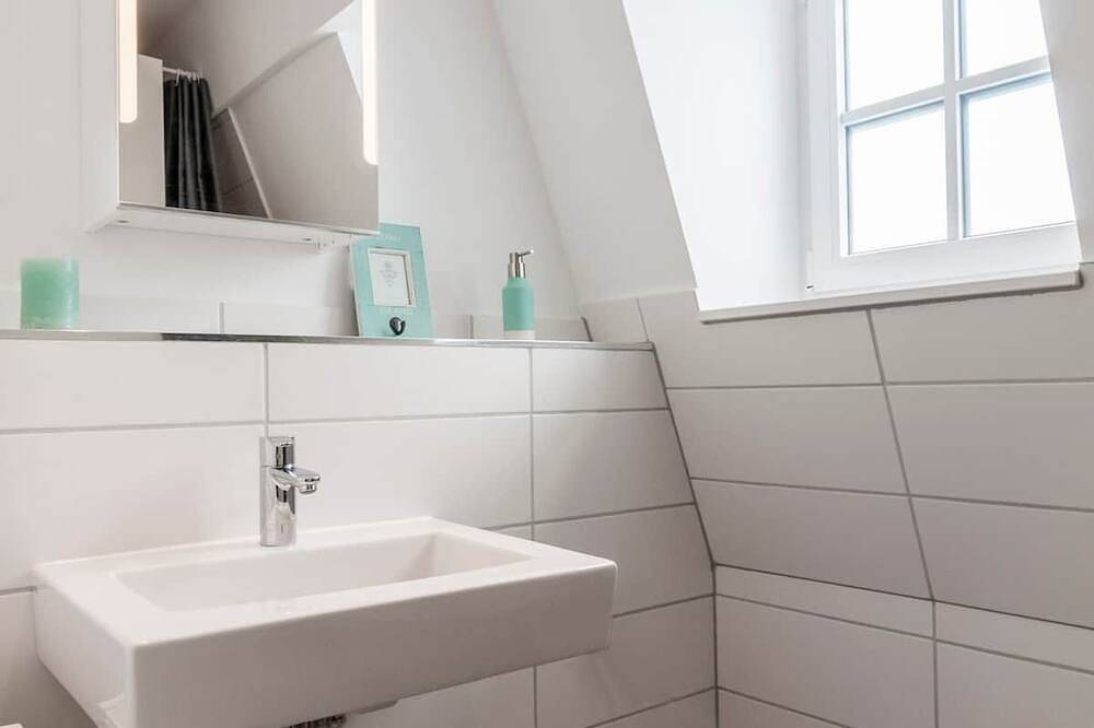 Ganze Wohnung, Mavie-Living: Garden Apartment in Breitbrunn am Ammersee, Herrsching