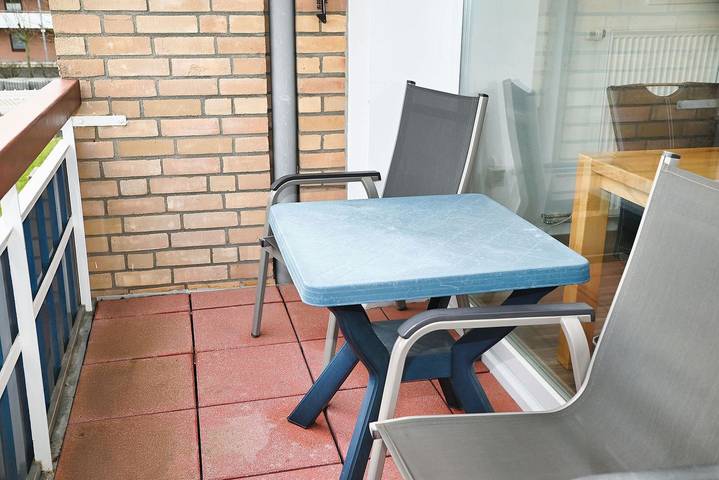 Ganze Wohnung, Küstenflair: Zentrale Ferienwohnung in Büsum – mit Balkon, Dachterrasse & Wohlfühlfaktor in Büsum, Kreis Dithmarschen