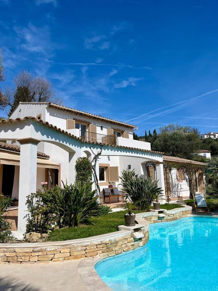 Chambre d’hôte pour 2 personnes, avec piscine et jardin