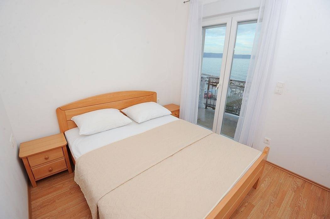 Cały apartament, Ferienwohnung in Podstrana-Sv.Martin mit Meerblick, Terrasse, Klimaanlage, W-Lan (5117-1) in Podstrana, Żupania splicko-dalmatyńska