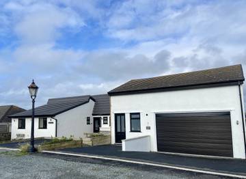 Cottage for 16 People in Trearddur Bay, Isle of Anglesey, Photo 1